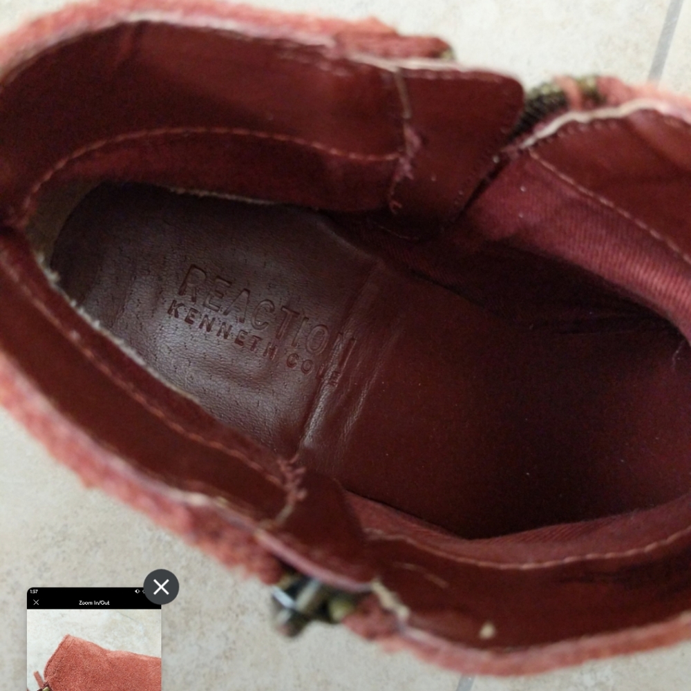 Reaction leather bootie very cute color size 6.5 - Picture 4 of 5